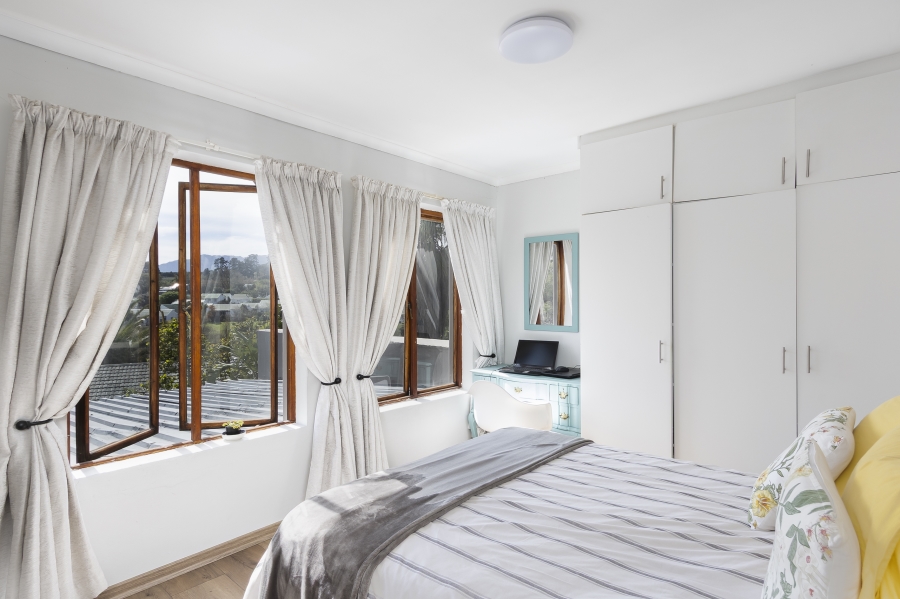 4 Bedroom Property for Sale in Steynsrust Western Cape